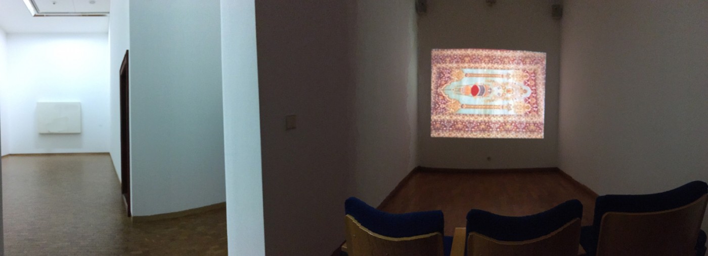 Präsentation des Films im Museum Ludwig in der Sammlung für Zeitgenössische Kunst im Untergeschoss des Museums (2018 bis 2020)